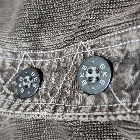 VINTAGE BKE QUARTER-BUTTON MOCK-NECK SNAP-POCKET SLEEVE PATTERN BROWN SW… - Picture 3 of 11